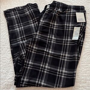 Croft & Barrow  XL  Black and White Plaid Pajama Pants NWT